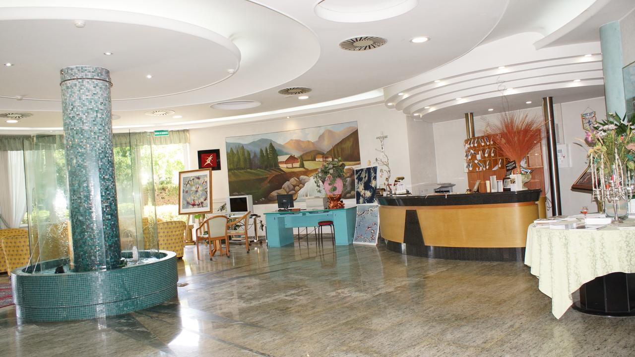 Villa Dei Romanzi Tortoreto Ngoại thất bức ảnh